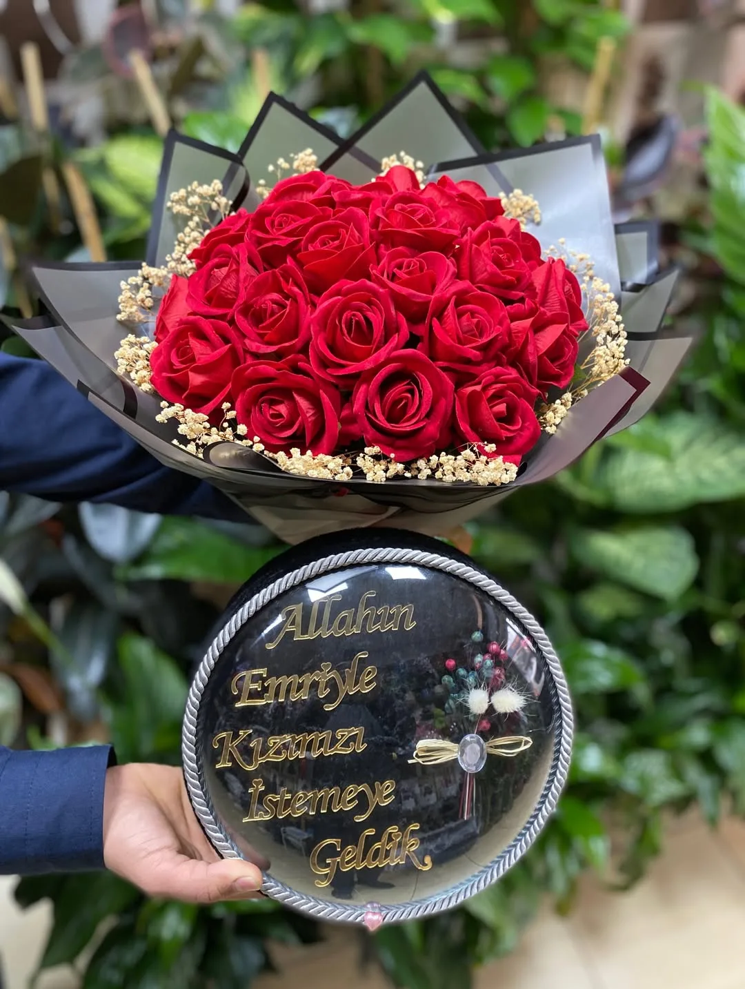 Yapay Gül ve Çikolata