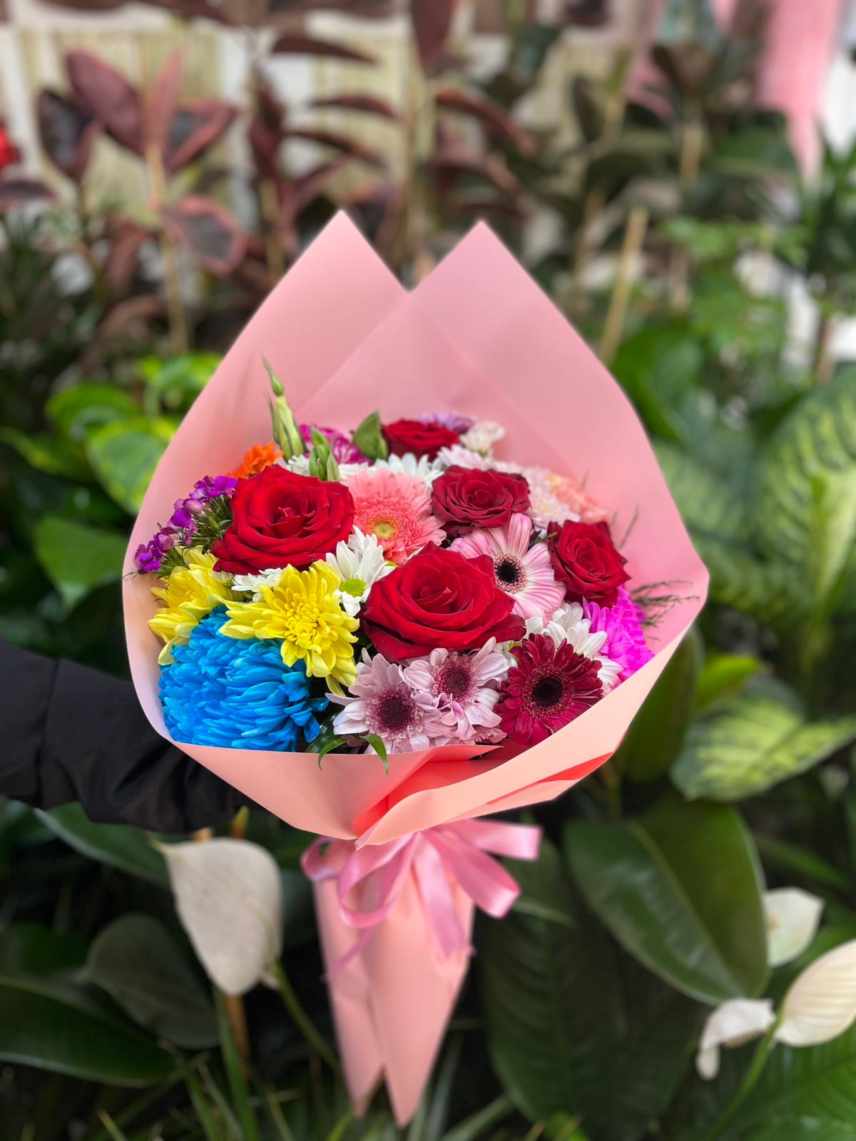 Gül Celbera Karışık Buketi